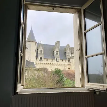 Feriehus Le Logis Des Diligences - Vue Sur Le Chateau *