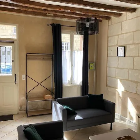 Feriehus Le Logis Des Diligences - Vue Sur Le Chateau *