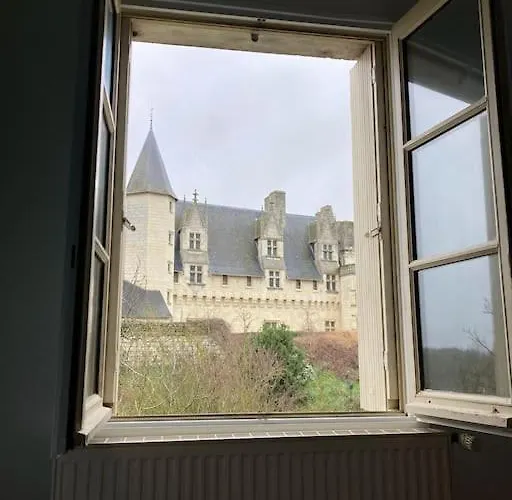 Дом отдыха Le Logis Des Diligences - Vue Sur Le Chateau *