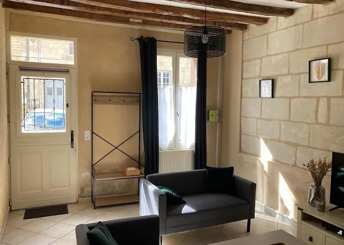 Дом отдыха Le Logis Des Diligences - Vue Sur Le Chateau *